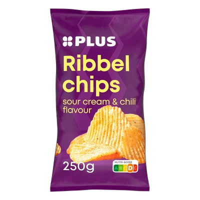 PLUS Ribbelchips sour cream chili Zak 250 g