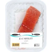 Neutraal zalm filet op huid