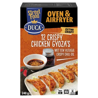 Duca 12 crispy chicken gyoza's chili oil