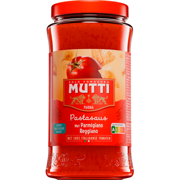 Mutti Pastasaus met parmigiano reggiano